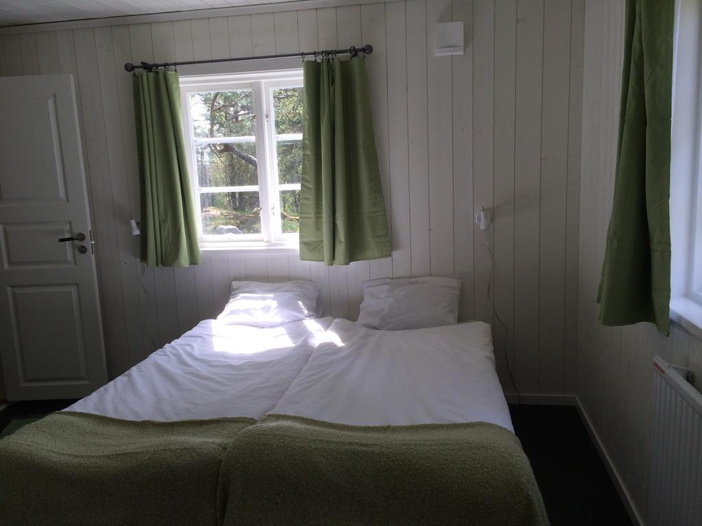 Oesjoenaes Hotell Tived Eksteriør bilde